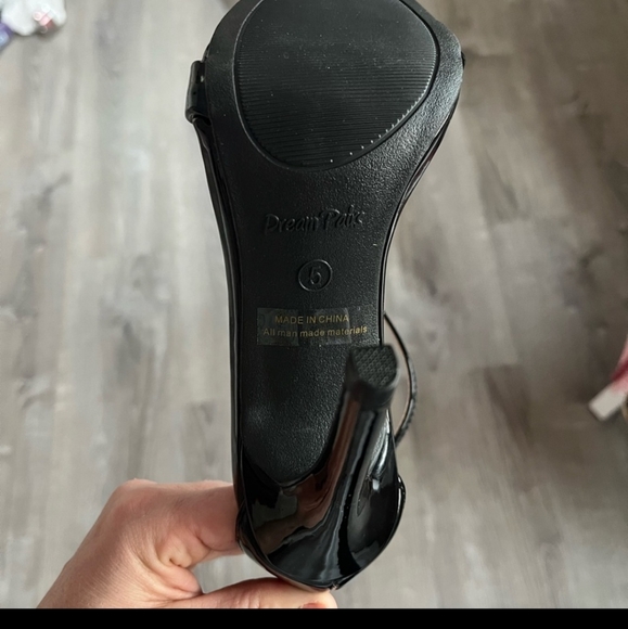 Women's Strap high heel - Picture 3 of 5